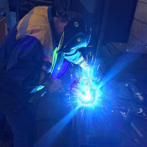 metal fabrication ashton-under-lyne|mh fabrication services.